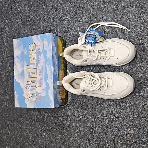 💙 women's sneakers white Cobbie Cuddlers 6W - Picture 1 of 4